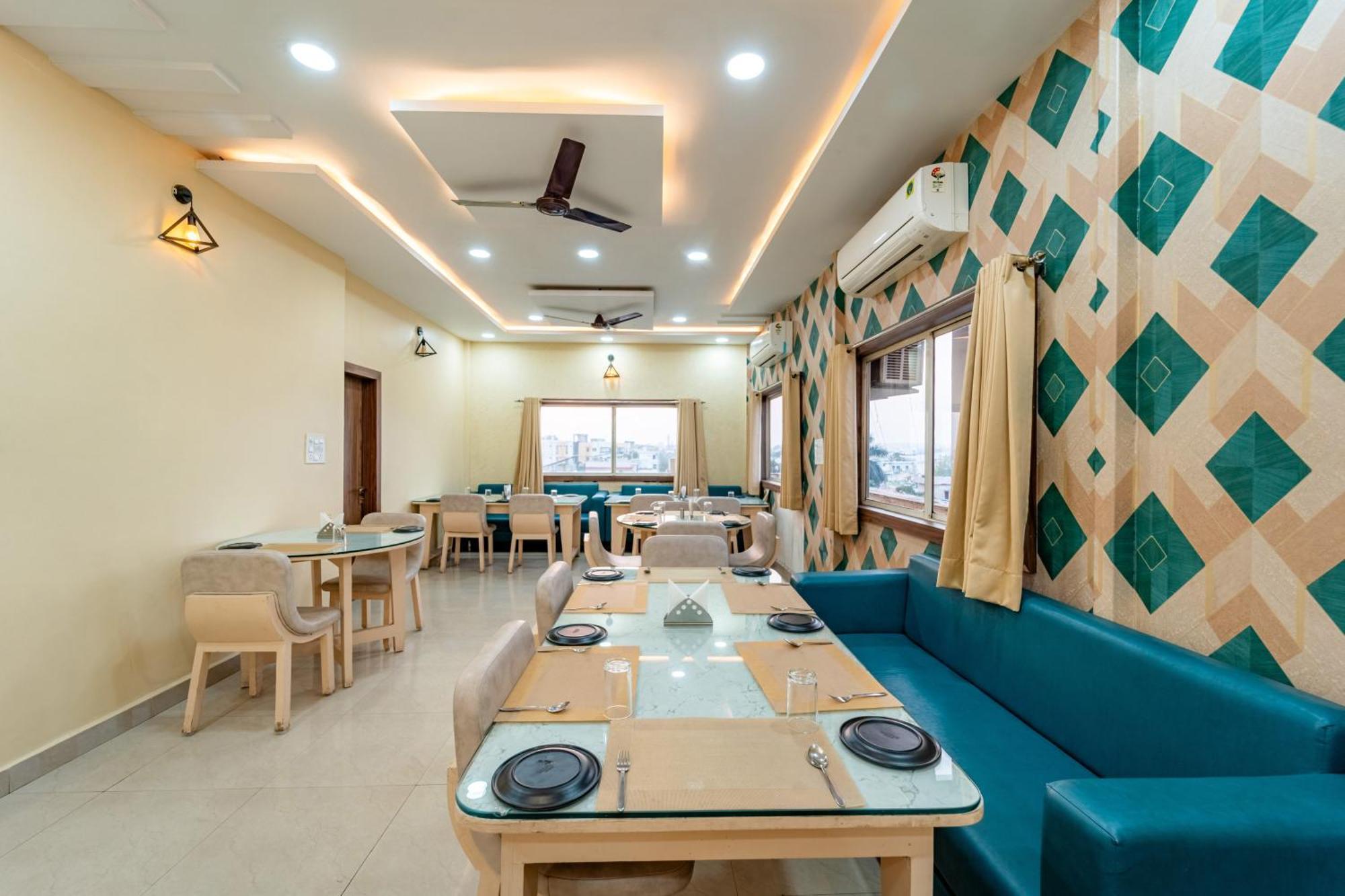 Treebo Premium Zorba Hotel Bhopal Exterior foto