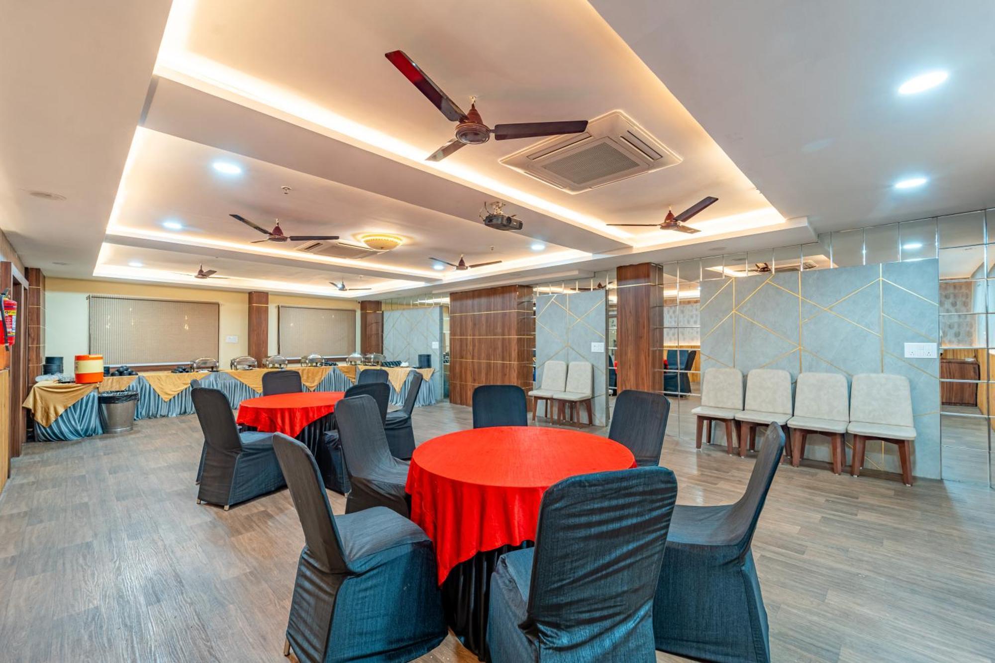 Treebo Premium Zorba Hotel Bhopal Exterior foto